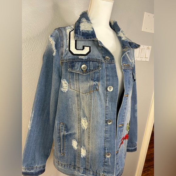 Cavalini Distressed Denim Jacket with Rose Embroidery – Size Medium - Picture 9 of 10